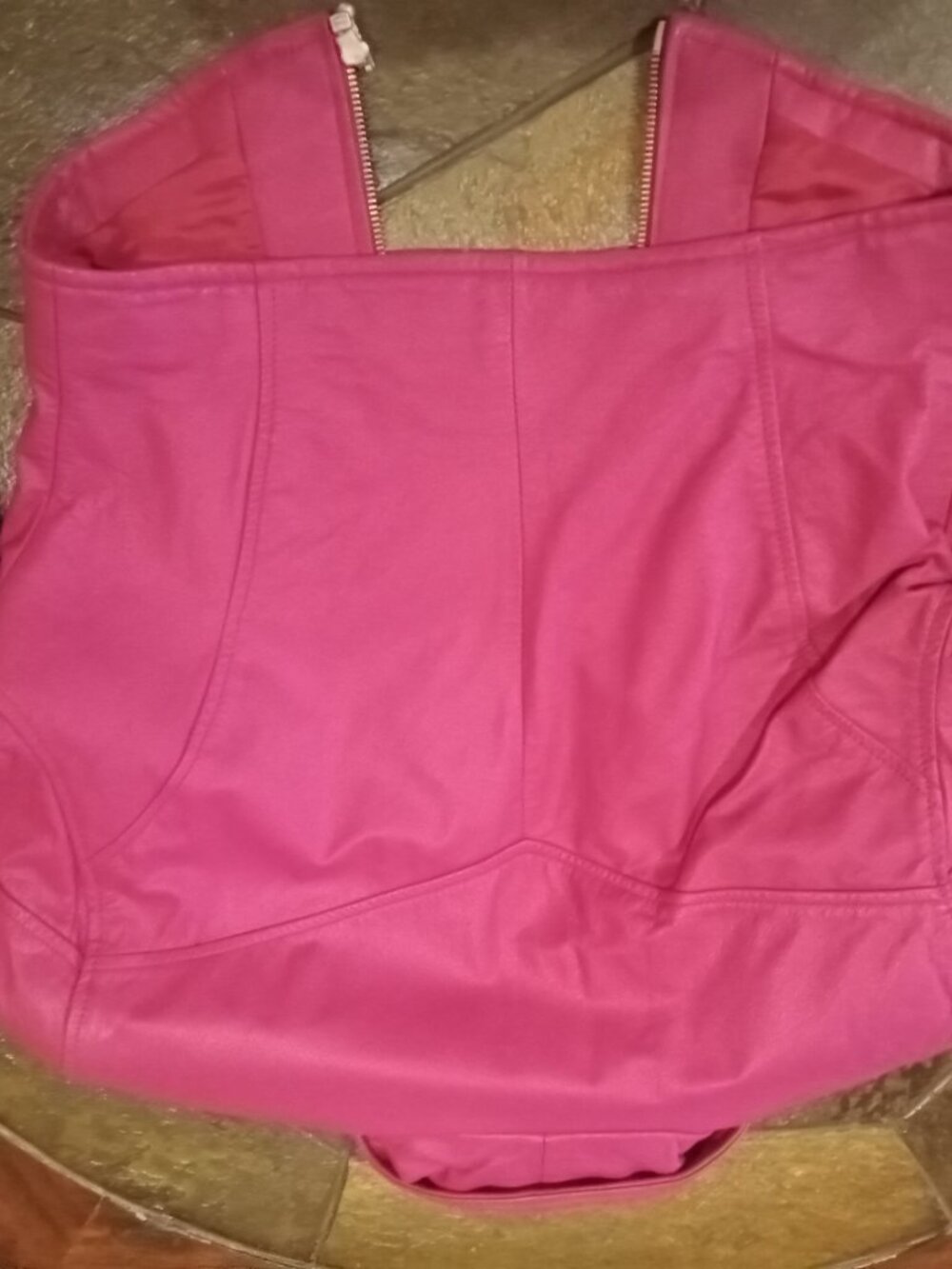 Leather jacket - Picture 3 of 3